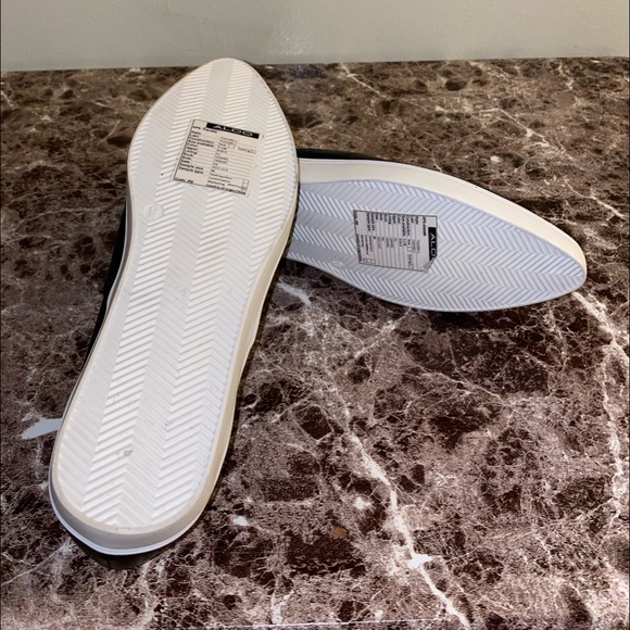 Joe Fresh Shoe - Picture 3 of 5